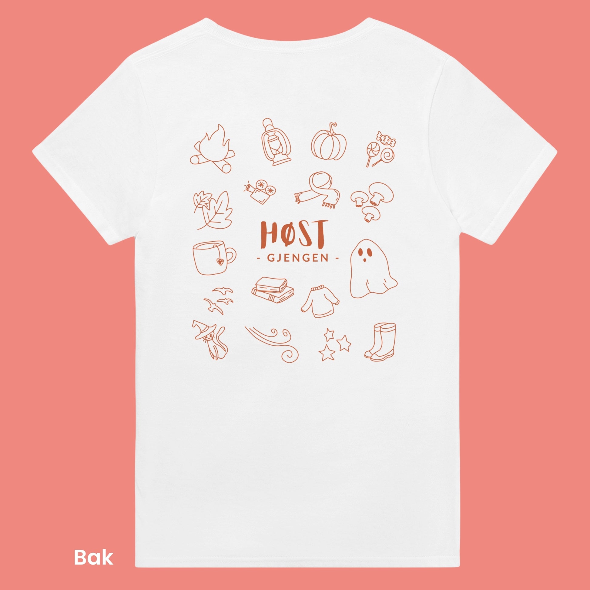 Hygge og kos. En hvit unisex t-skjorte med høst trykk og oransj farge. Illustrasjon bak av høst elementer som spøkelse, gresskar, godteri, sopp, katt, stjerner og annet trykk. Til slutt teksten "Høst gjengen" i midten. En perfekt gave til den som elsker høst sesongen. 